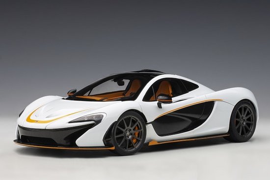 McLAREN - P1 - 2013